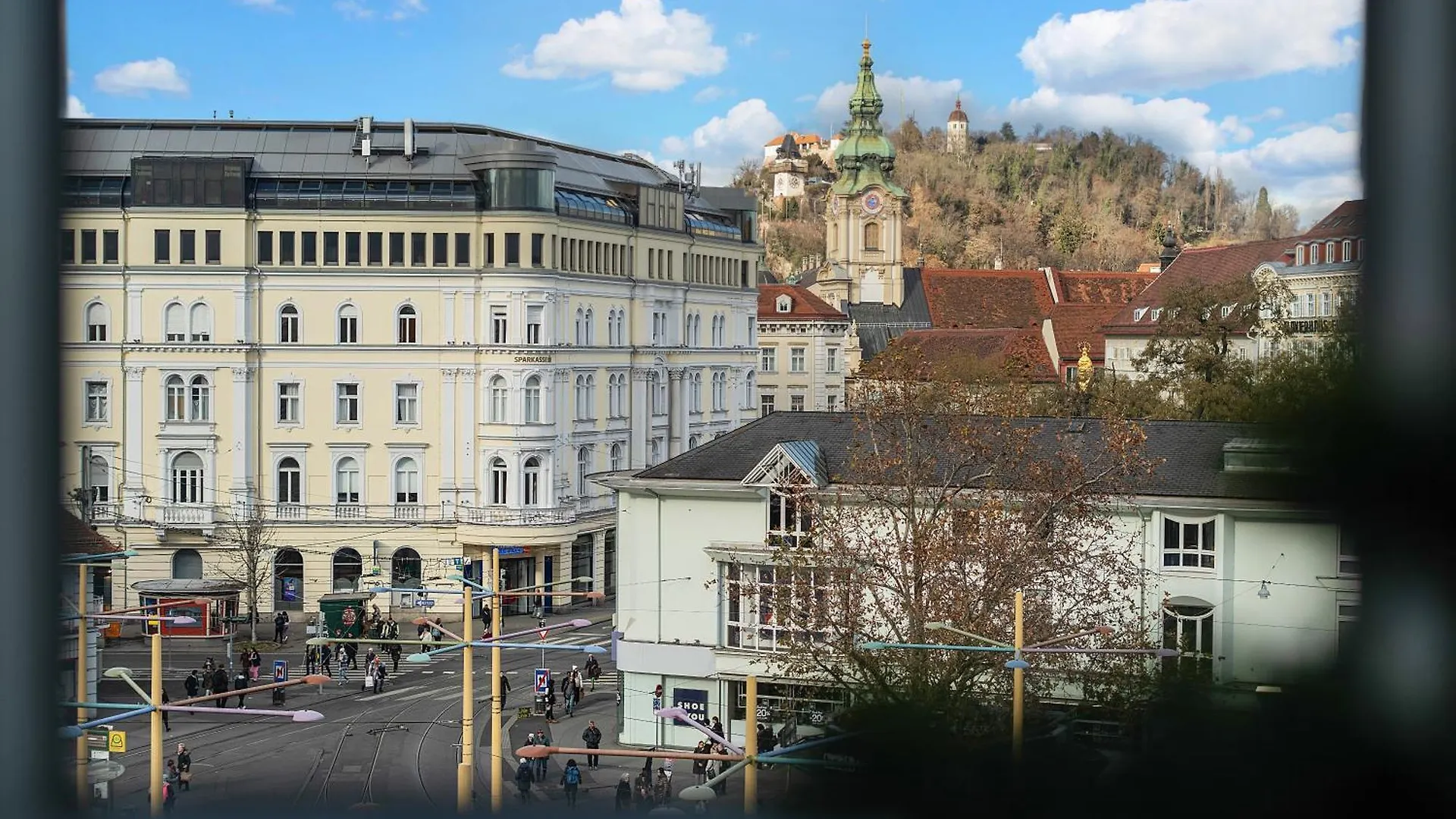 Urban Jungle Design - Historic City Center With Free Parking & Panoramic View By Hero Homes Graz